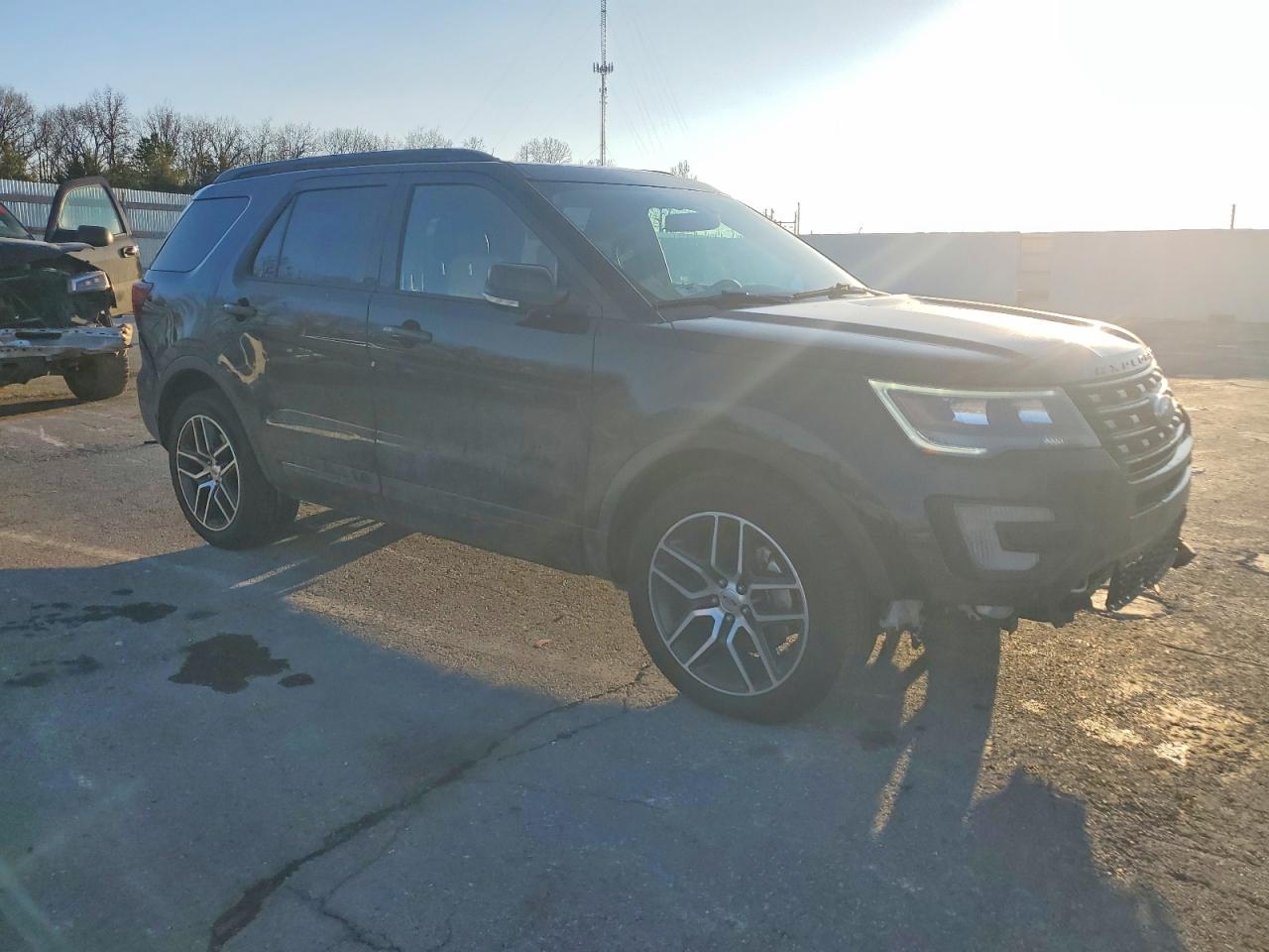 2017 FORD EXPLORER SPORT photo 4
