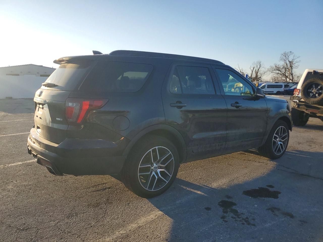 2017 FORD EXPLORER SPORT photo 3