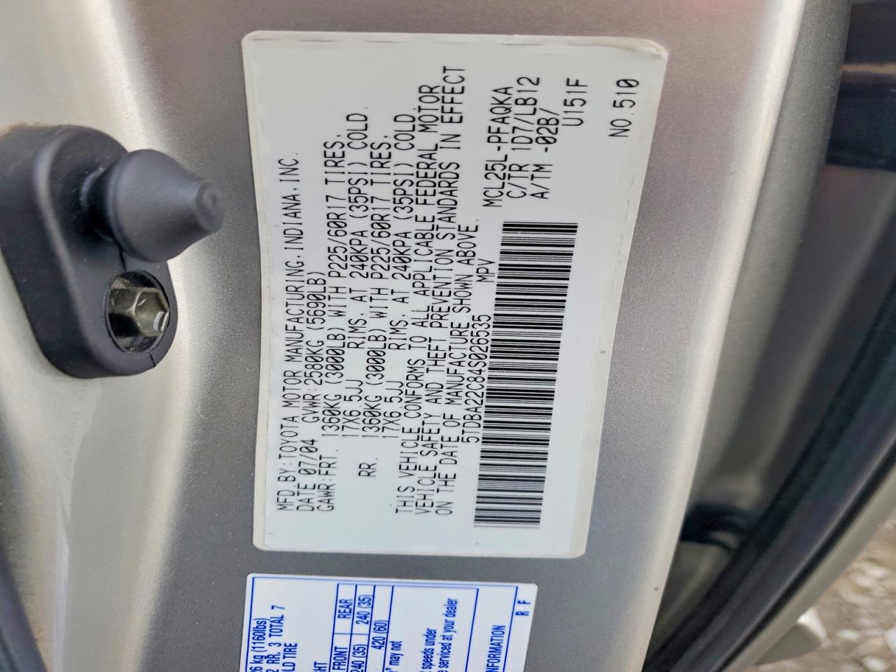 2004 TOYOTA SIENNA XLE photo 13