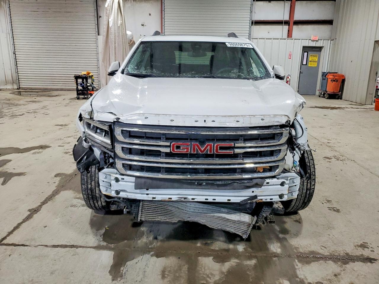 2023 GMC ACADIA SLE photo 5