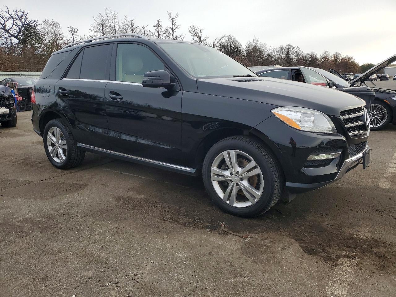 2015 MERCEDES-BENZ ML 350 4MATIC photo 4