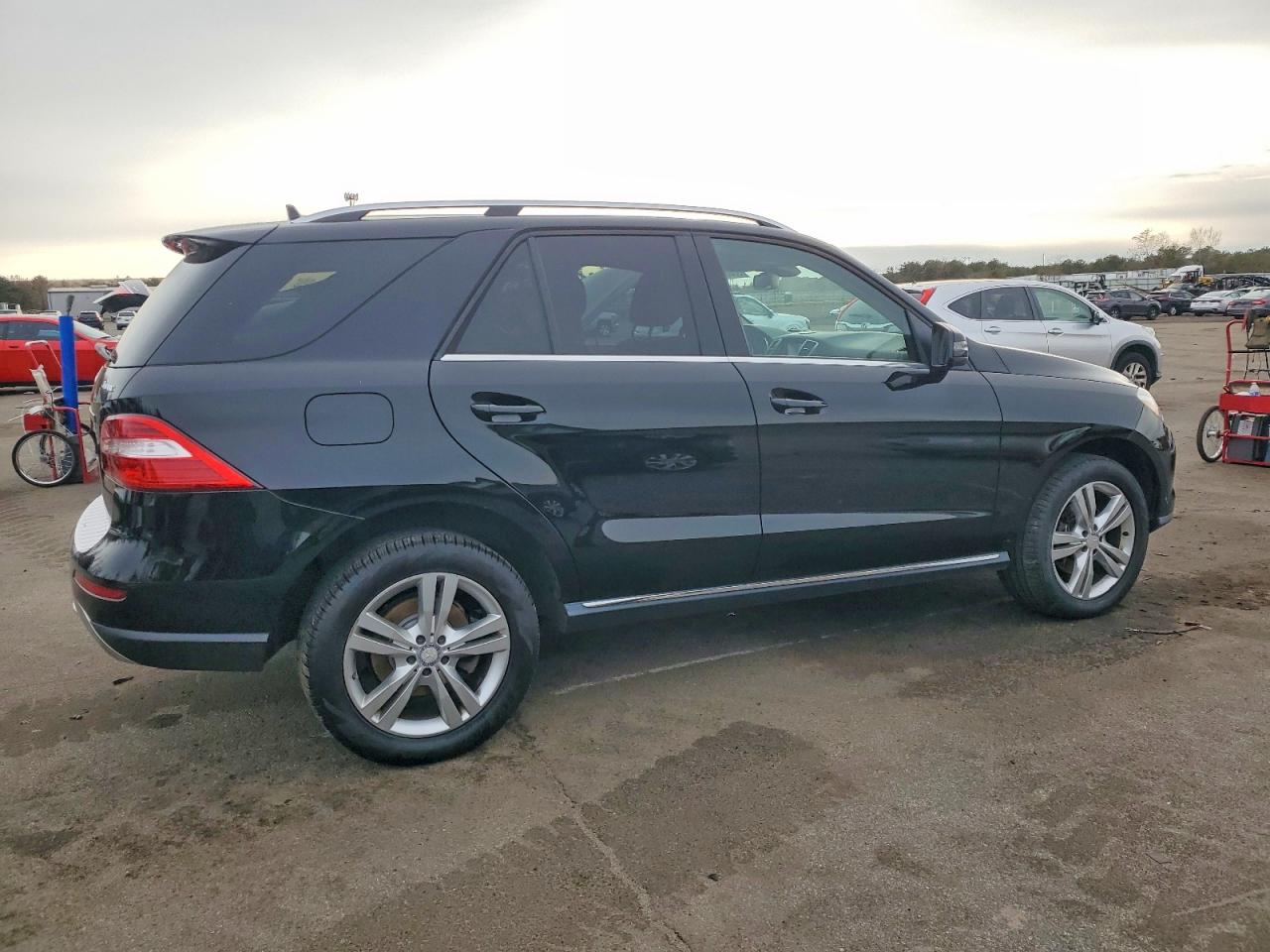 2015 MERCEDES-BENZ ML 350 4MATIC photo 3