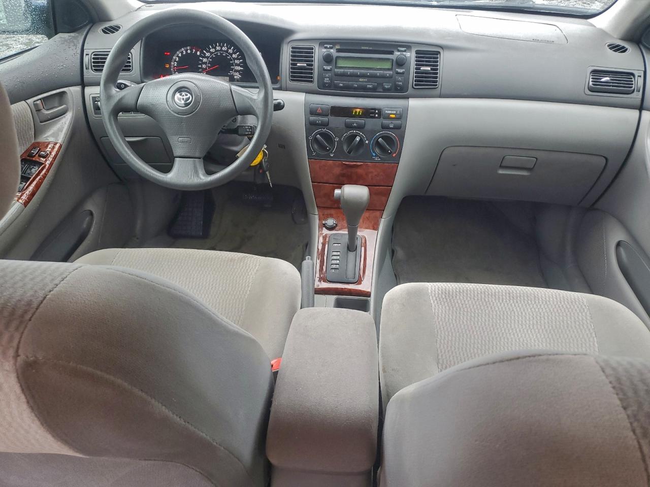 2006 TOYOTA COROLLA CE photo 8