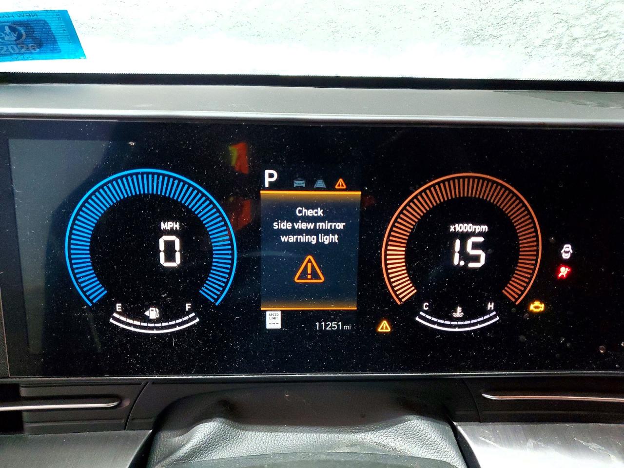 2025 HYUNDAI KONA SEL photo 9