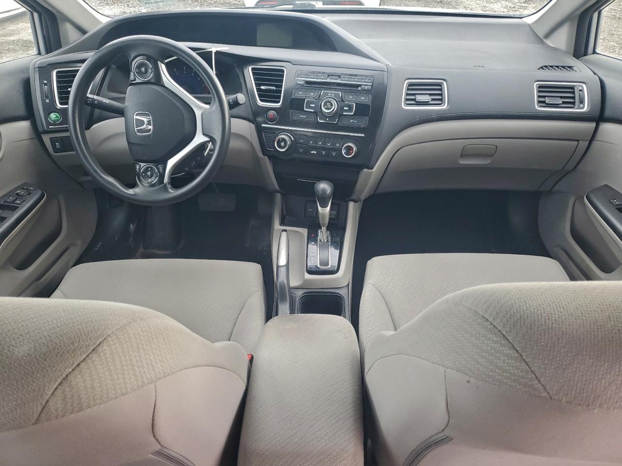 2013 HONDA CIVIC LX photo 22