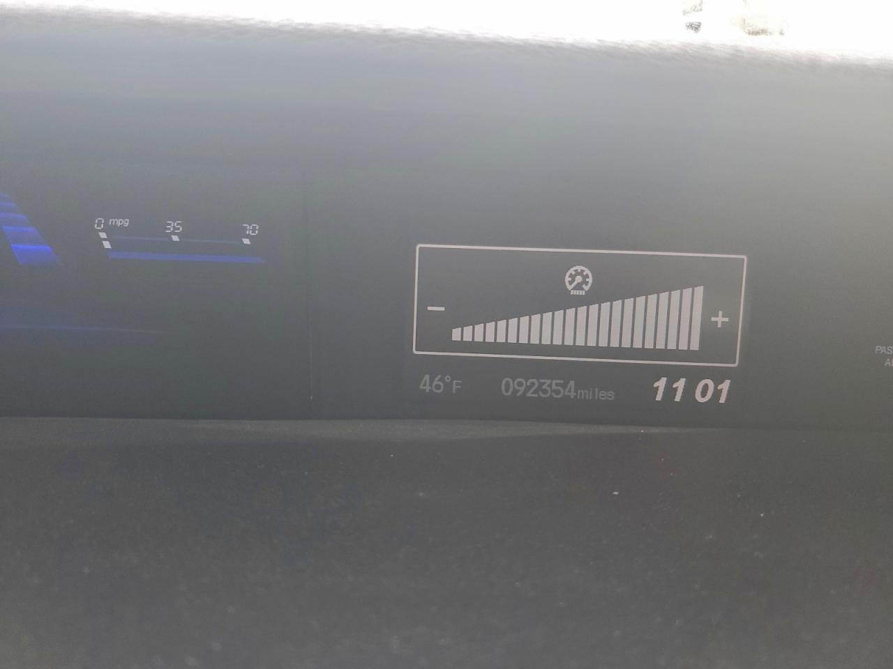 2013 HONDA CIVIC LX photo 25