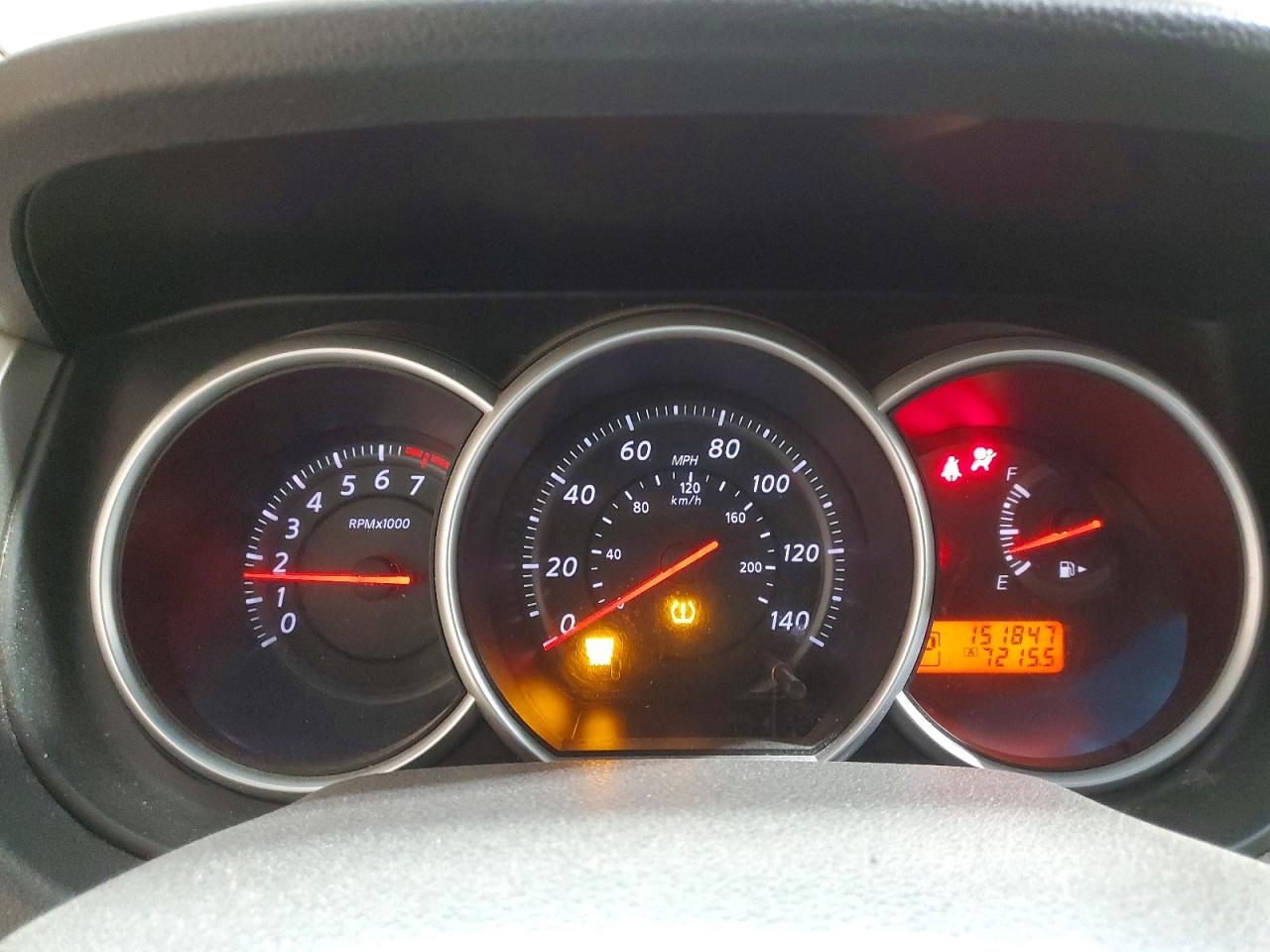 2012 NISSAN VERSA S photo 17