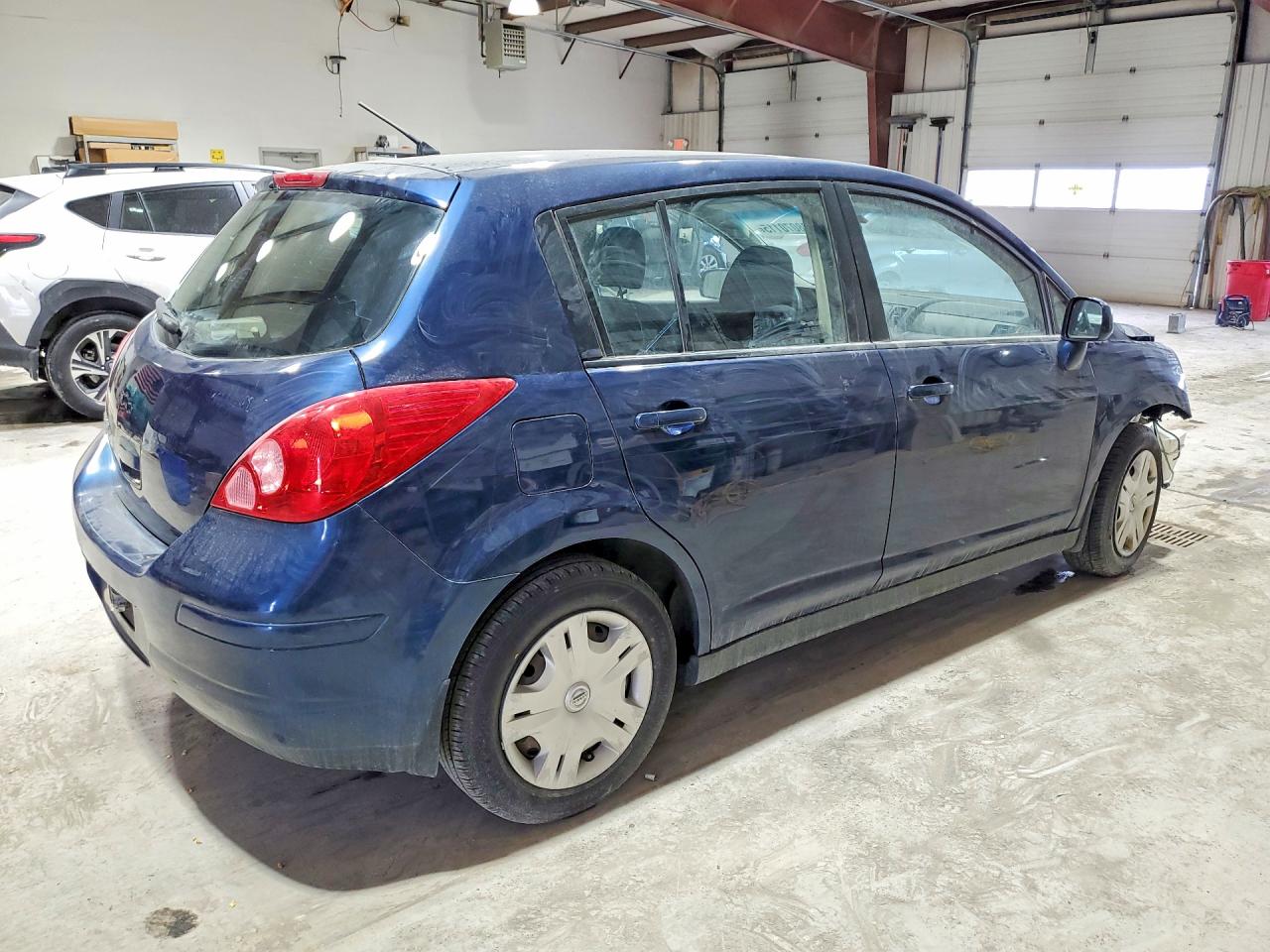2012 NISSAN VERSA S photo 5