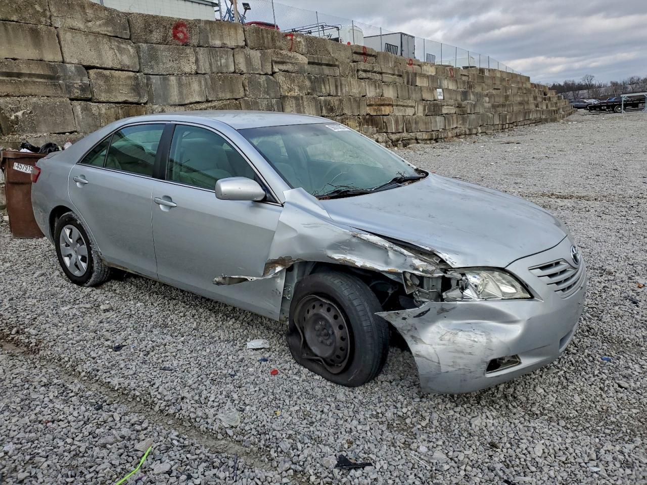 2007 TOYOTA CAMRY CE photo 4