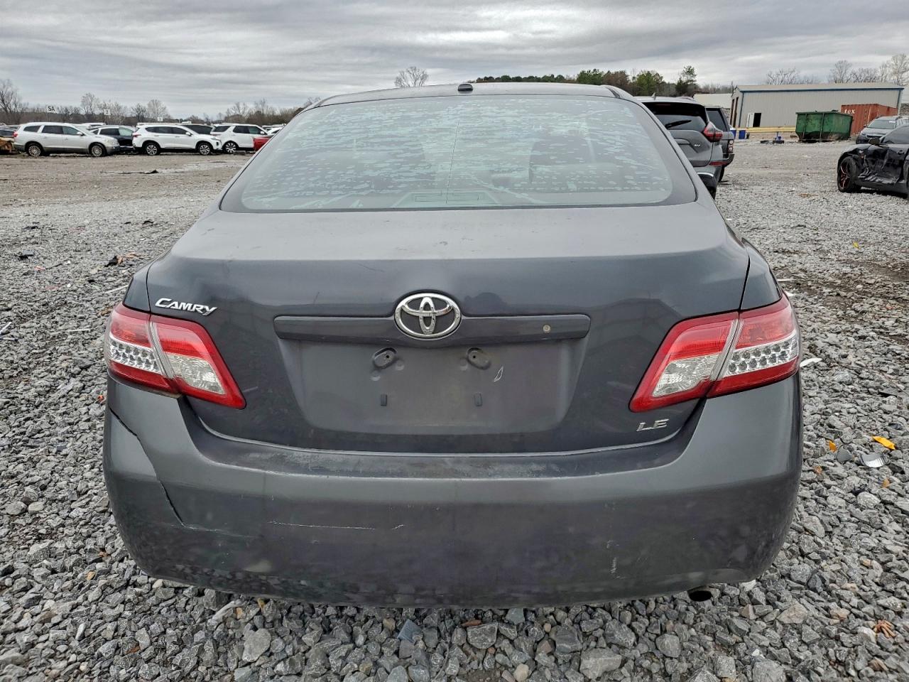 2010 TOYOTA CAMRY BASE photo 6