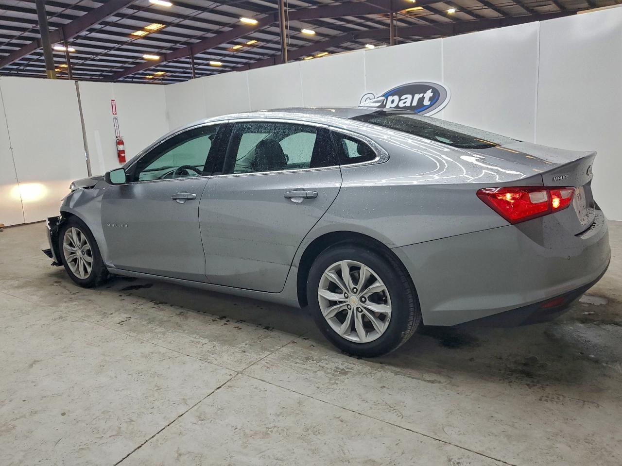 2025 CHEVROLET MALIBU LT photo 3