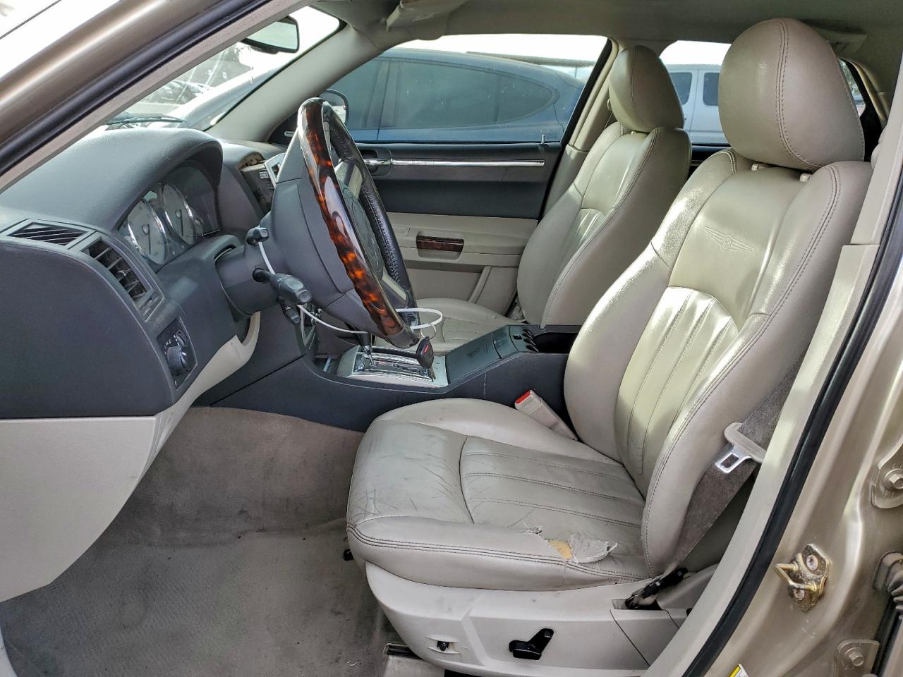 2006 CHRYSLER 300C photo 7