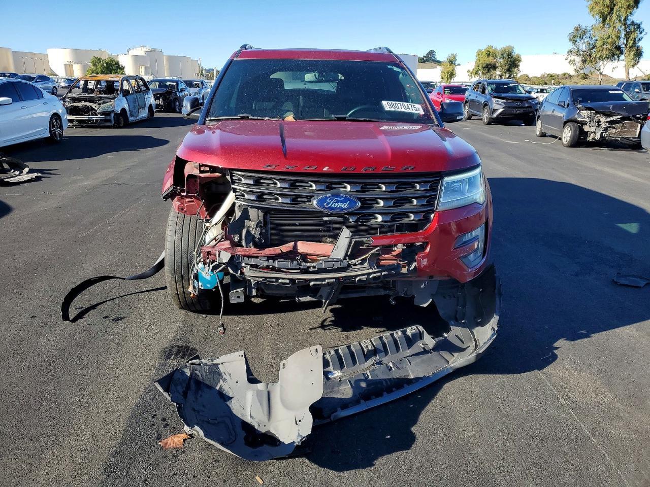 2017 FORD EXPLORER XLT photo 5