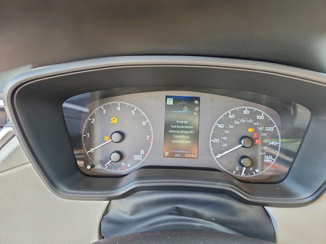 2025 TOYOTA COROLLA CROSS L photo 9