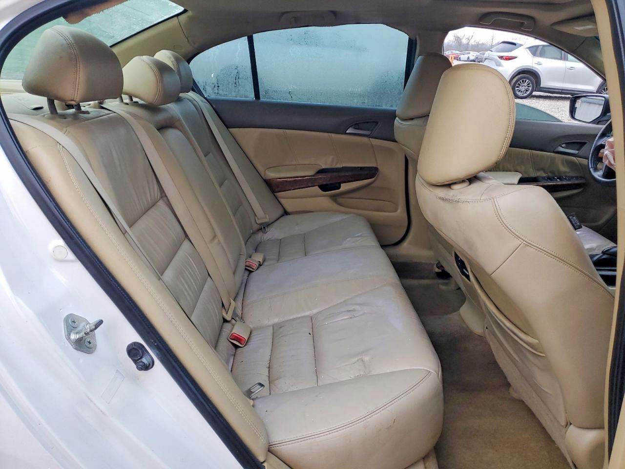 2010 HONDA ACCORD LX photo 10