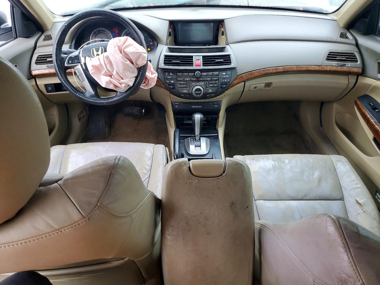 2010 HONDA ACCORD LX photo 8
