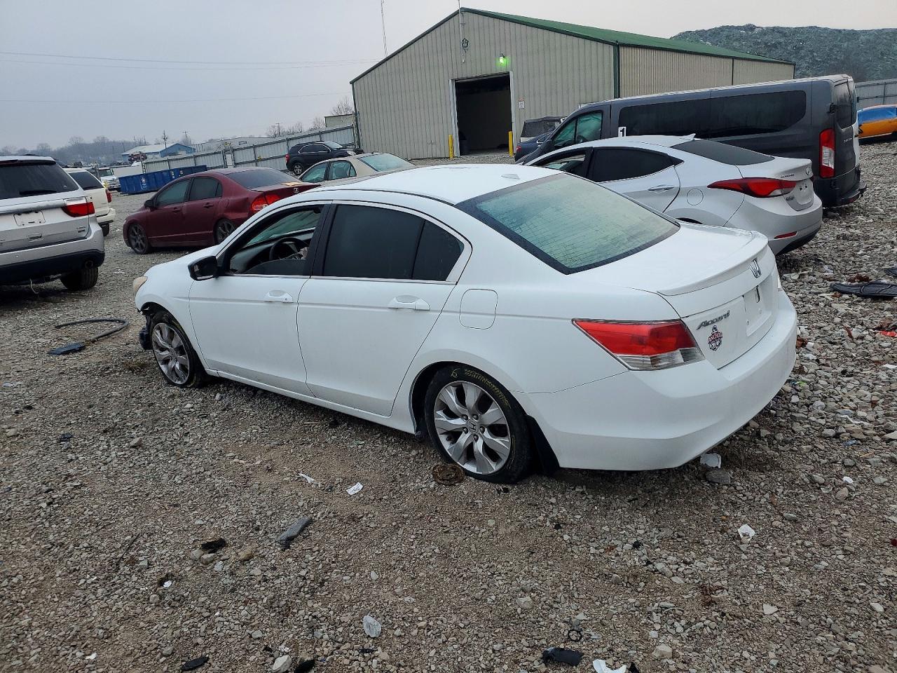 2010 HONDA ACCORD LX photo 2
