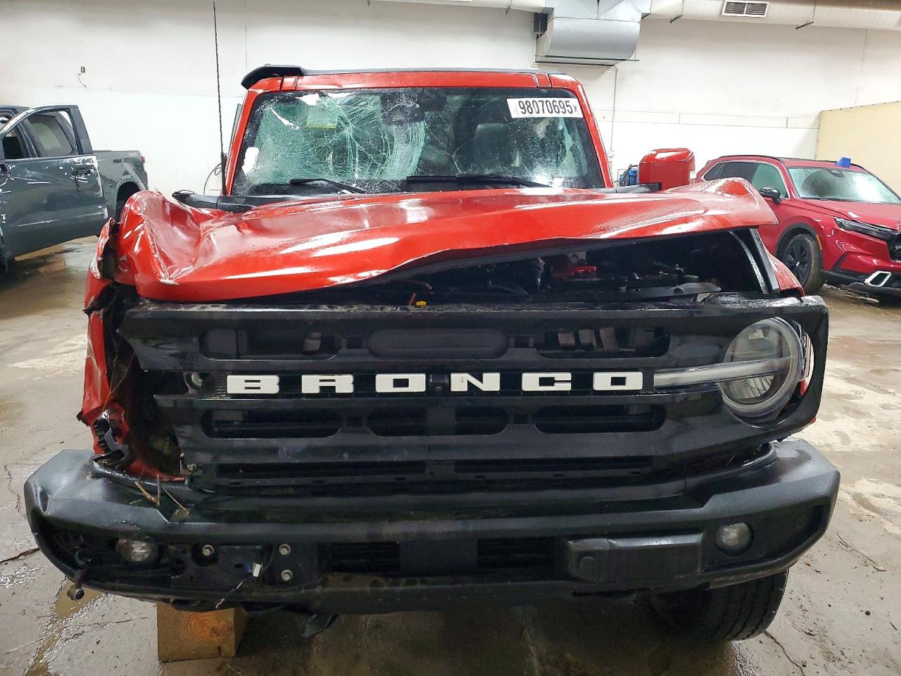 2023 FORD BRONCO BASE photo 5