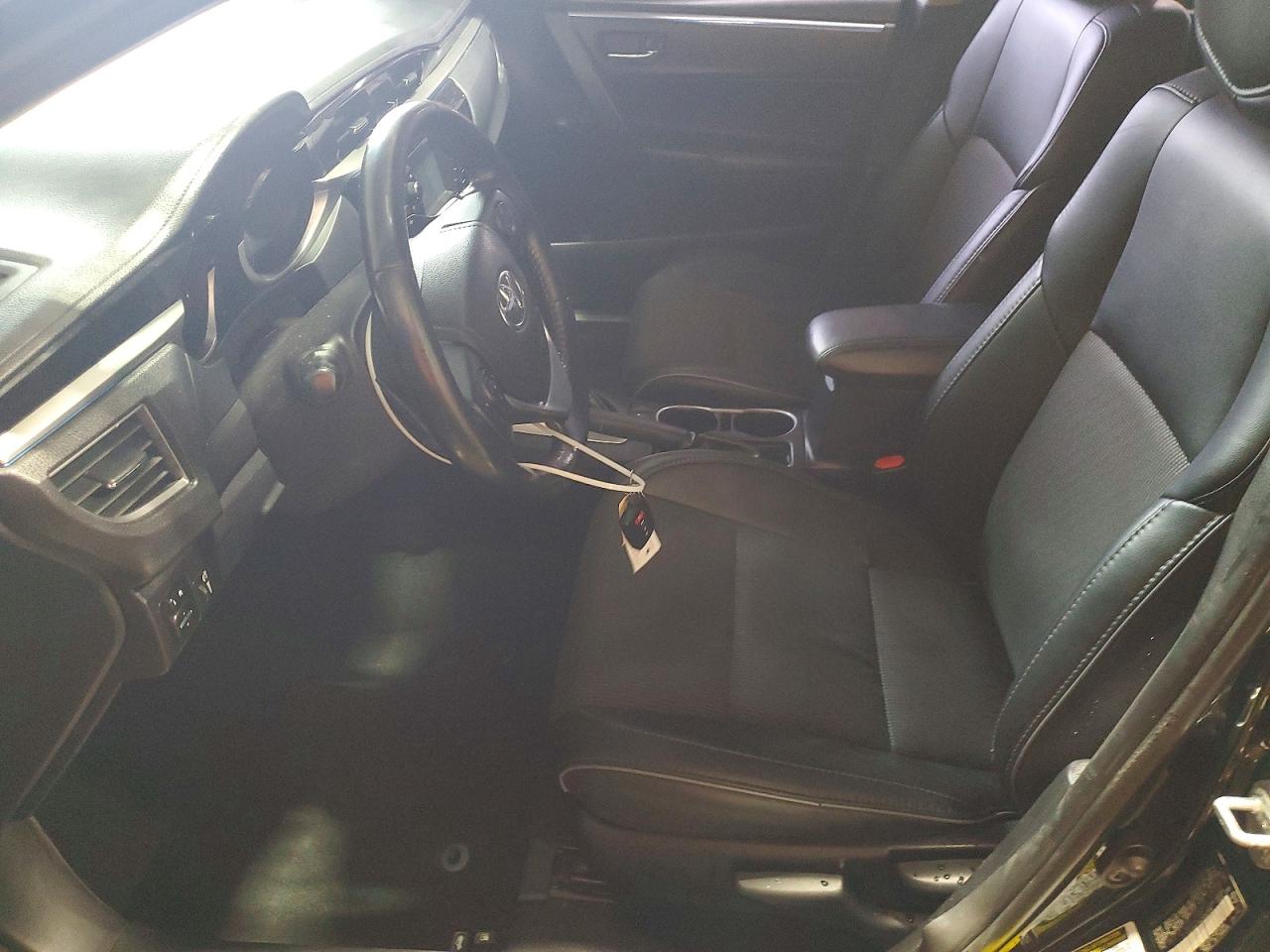 2016 TOYOTA COROLLA L photo 7