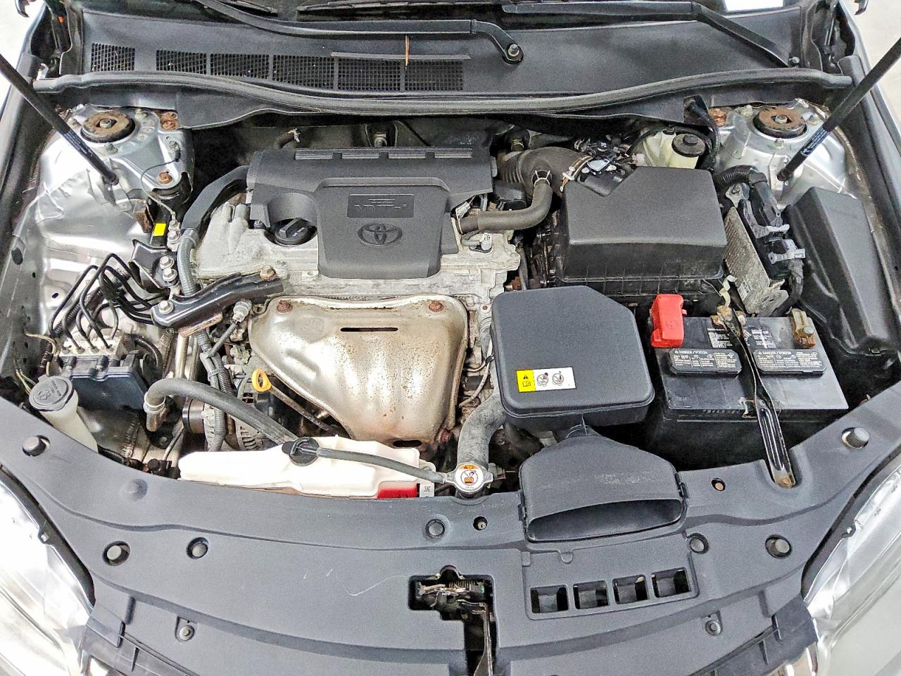 2017 TOYOTA CAMRY LE photo 11