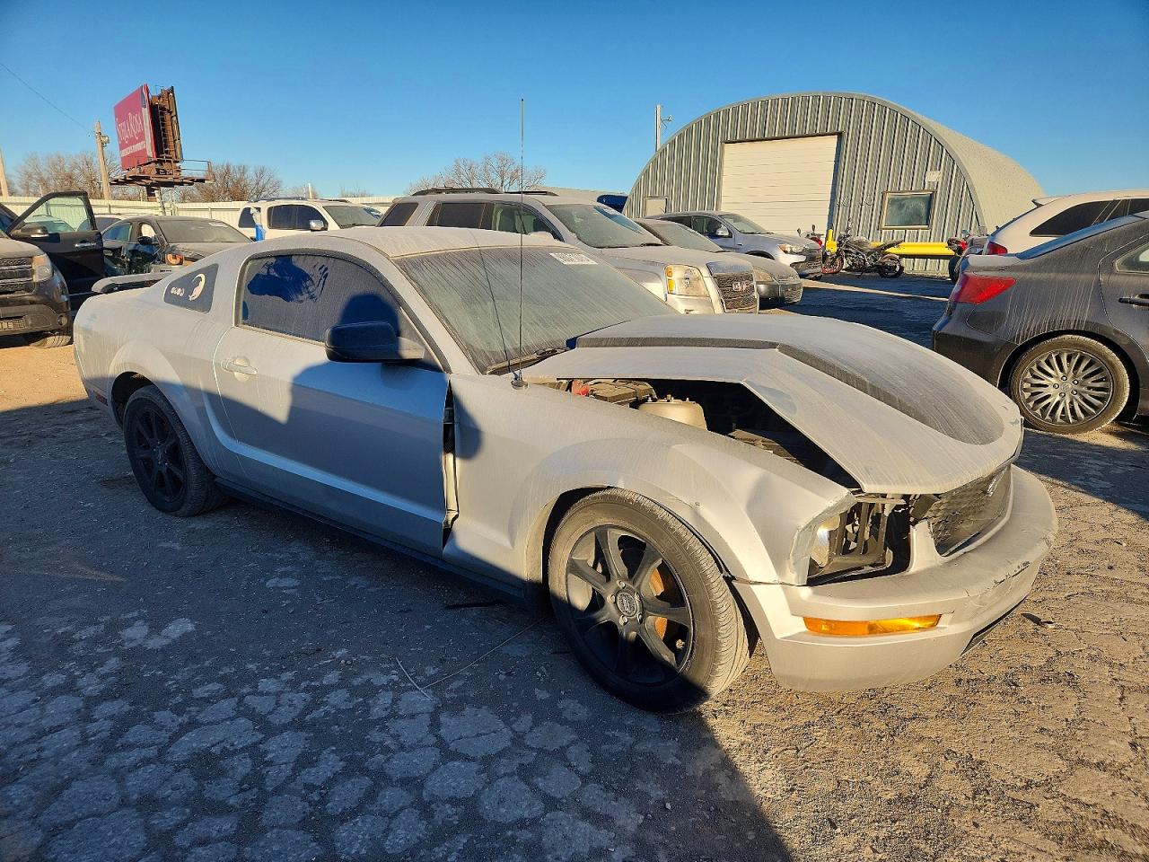 2005 FORD MUSTANG photo 4
