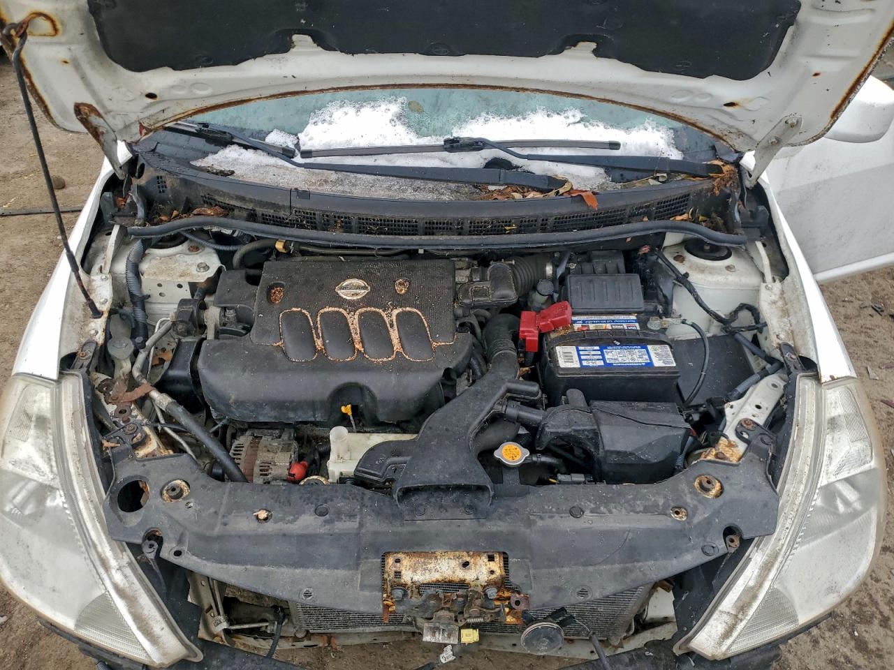 2011 NISSAN VERSA S photo 11