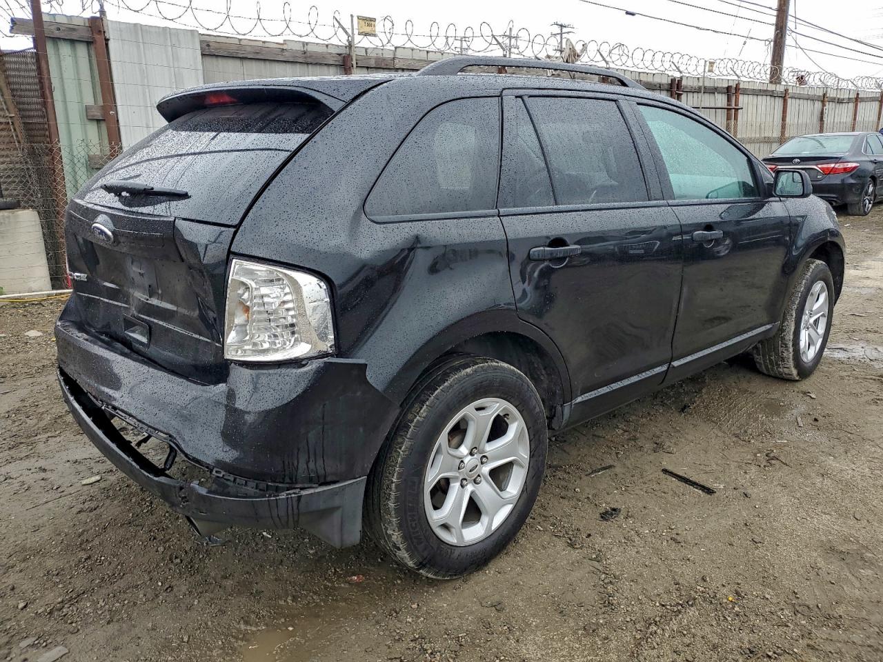 2013 FORD EDGE SE photo 3