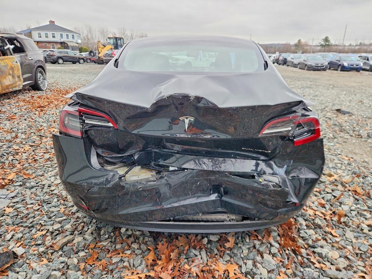 2023 TESLA MODEL 3 photo 6