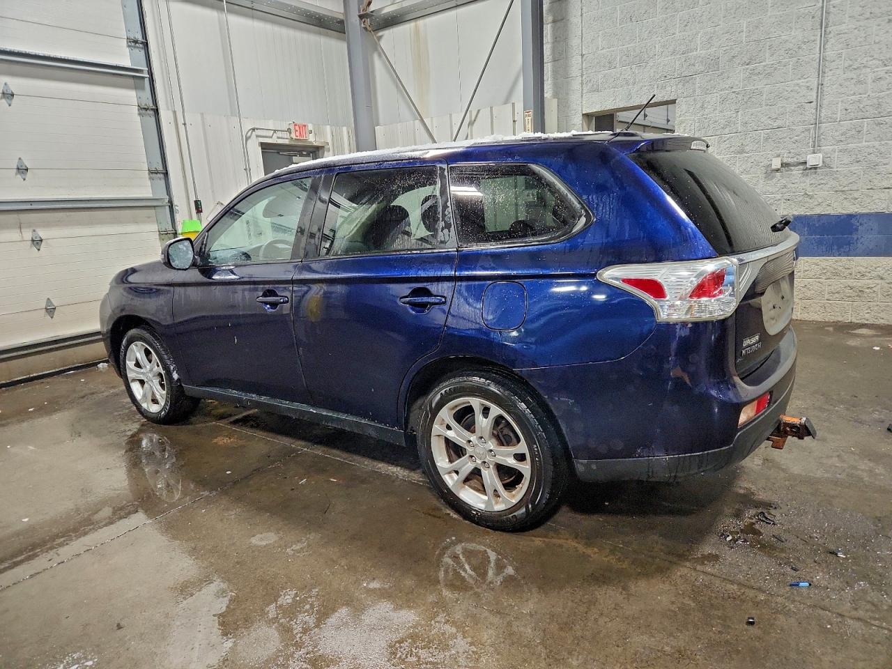 2014 MITSUBISHI OUTLANDER SE photo 3