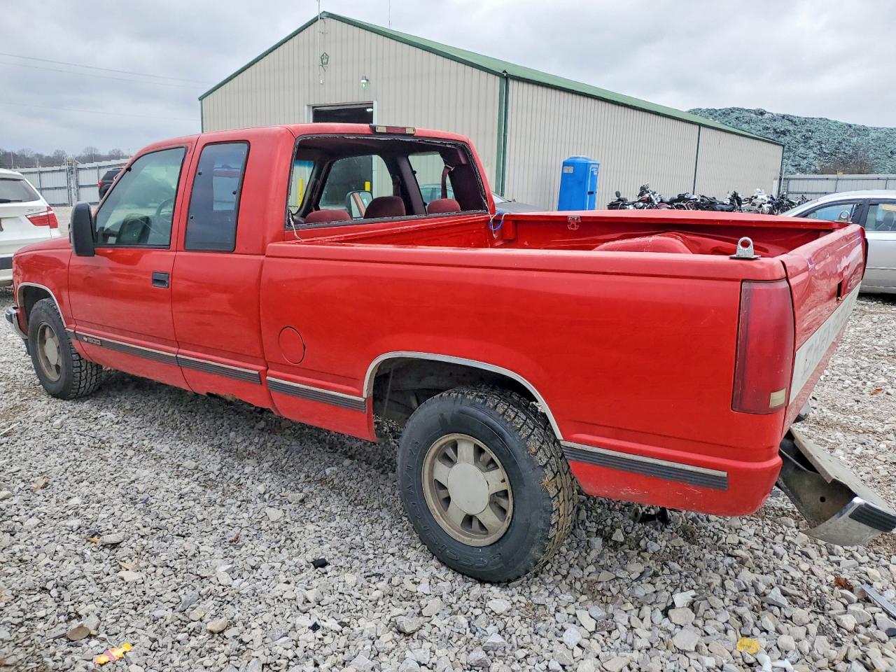 1996 CHEVROLET GMT-400 C1500 photo 2