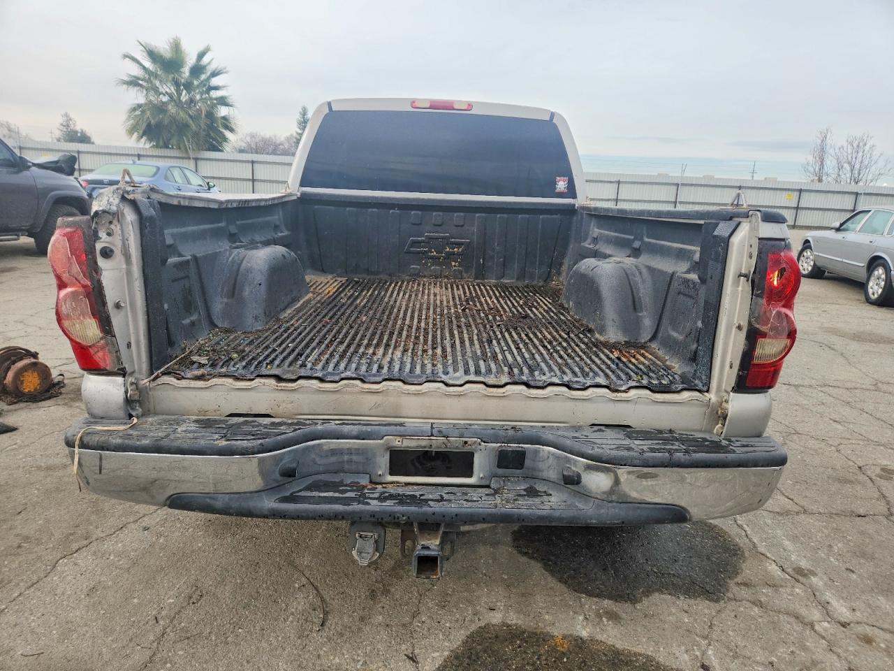 2007 CHEVROLET SILVERADO C1500 CLASSIC photo 6