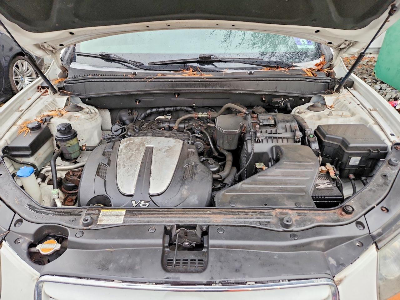 2011 HYUNDAI SANTA FE GLS photo 12