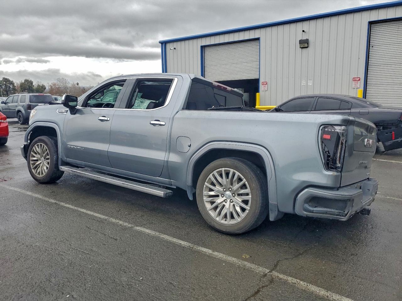 2019 GMC SIERRA K1500 DENALI photo 2
