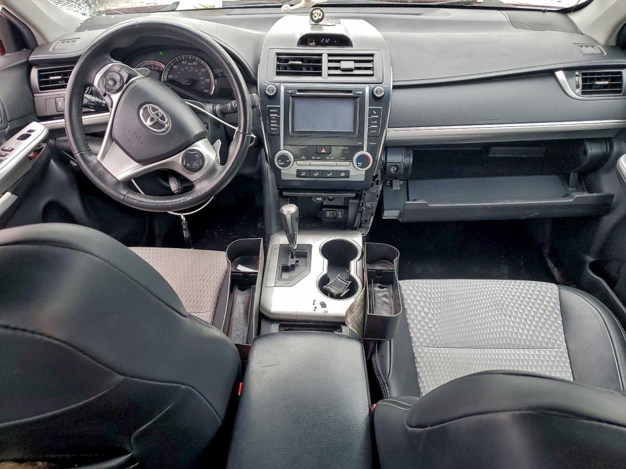 2012 TOYOTA CAMRY BASE photo 8