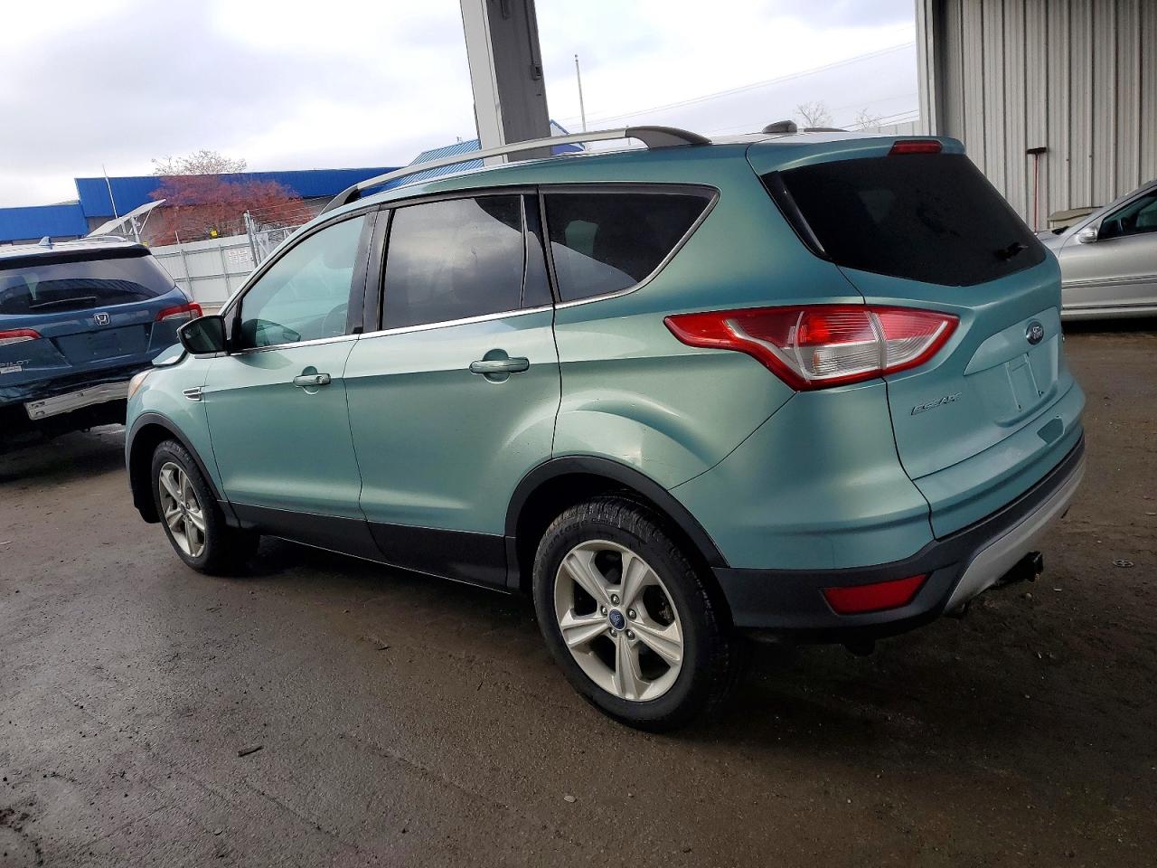 2013 FORD ESCAPE SE photo 2