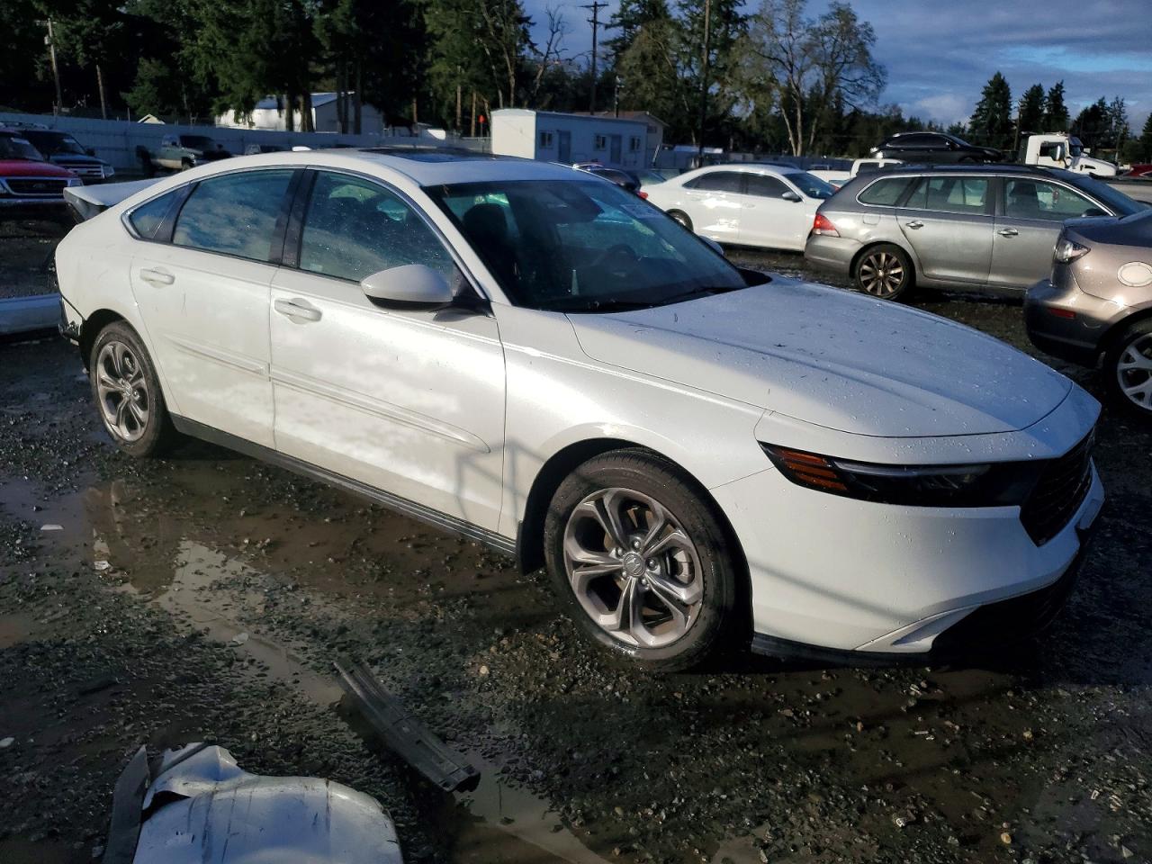 2024 HONDA ACCORD EX photo 4