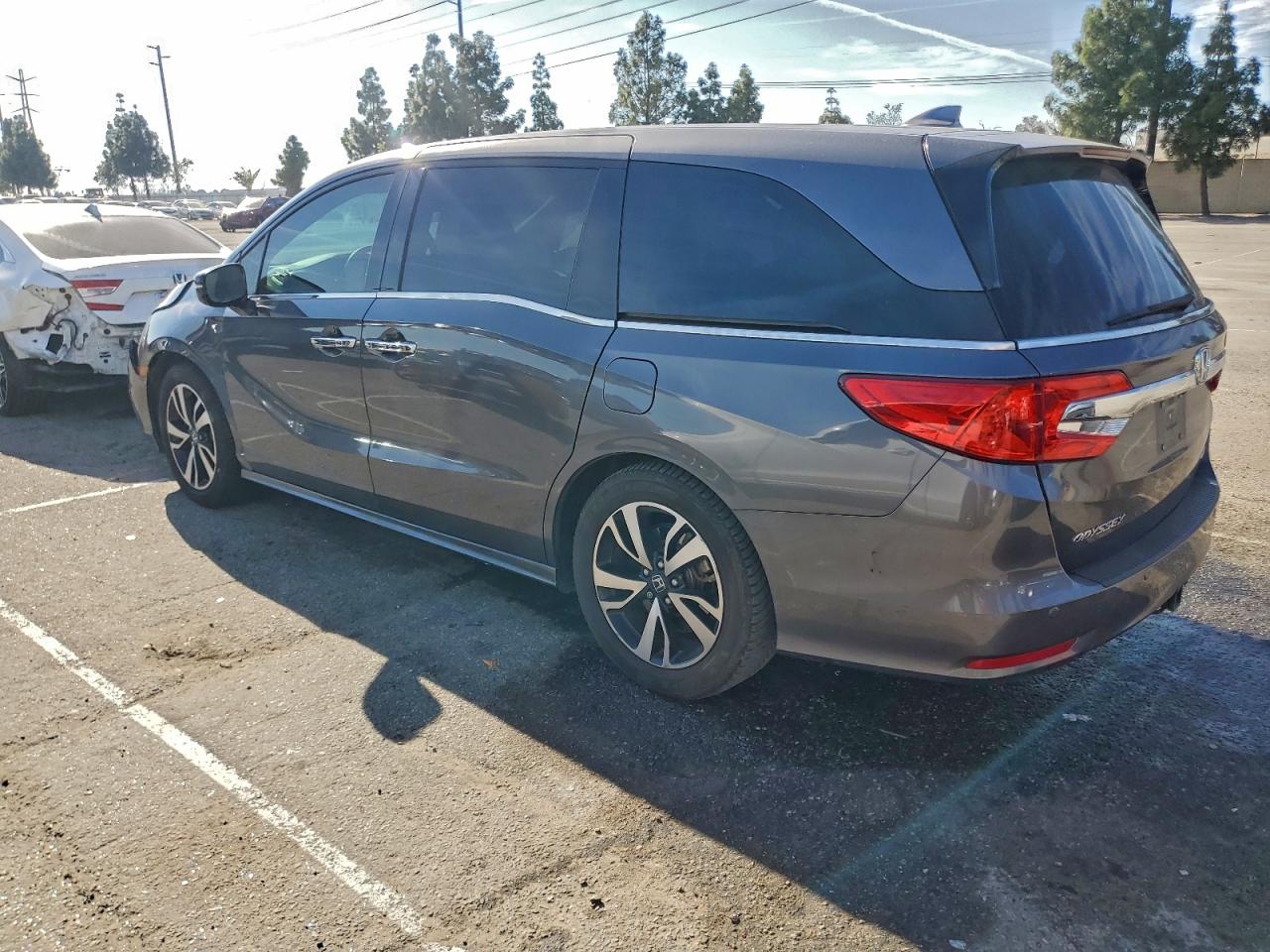 2019 HONDA ODYSSEY ELITE photo 2