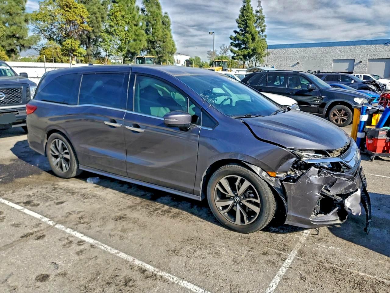 2019 HONDA ODYSSEY ELITE photo 4