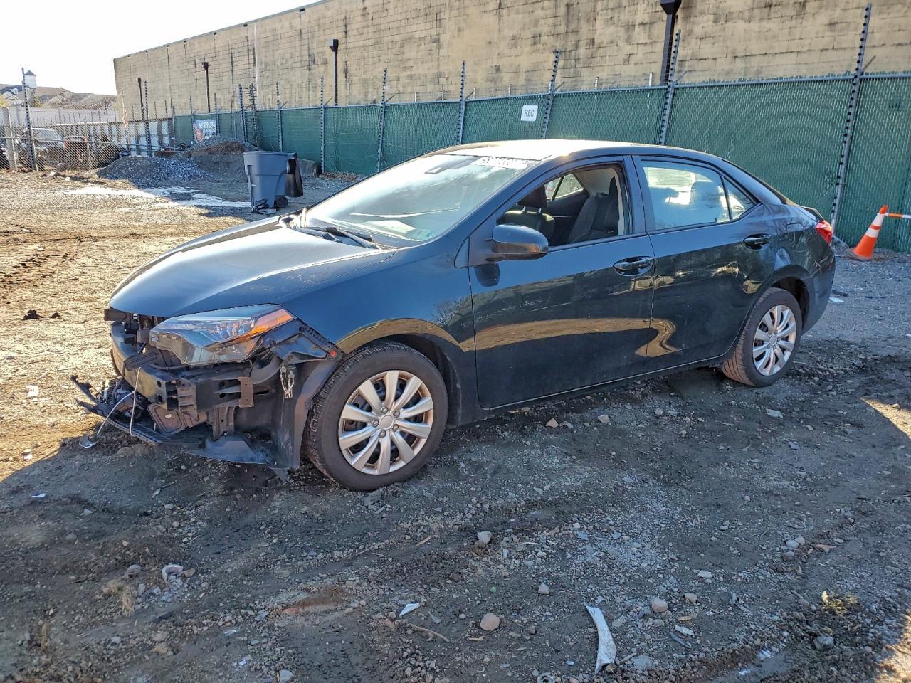 2017 TOYOTA COROLLA