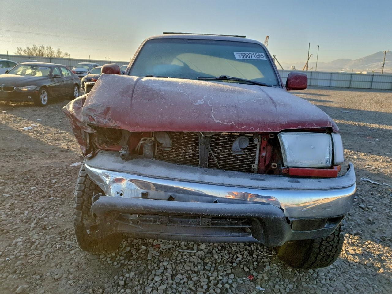 2001 TOYOTA 4RUNNER SR5 photo 5