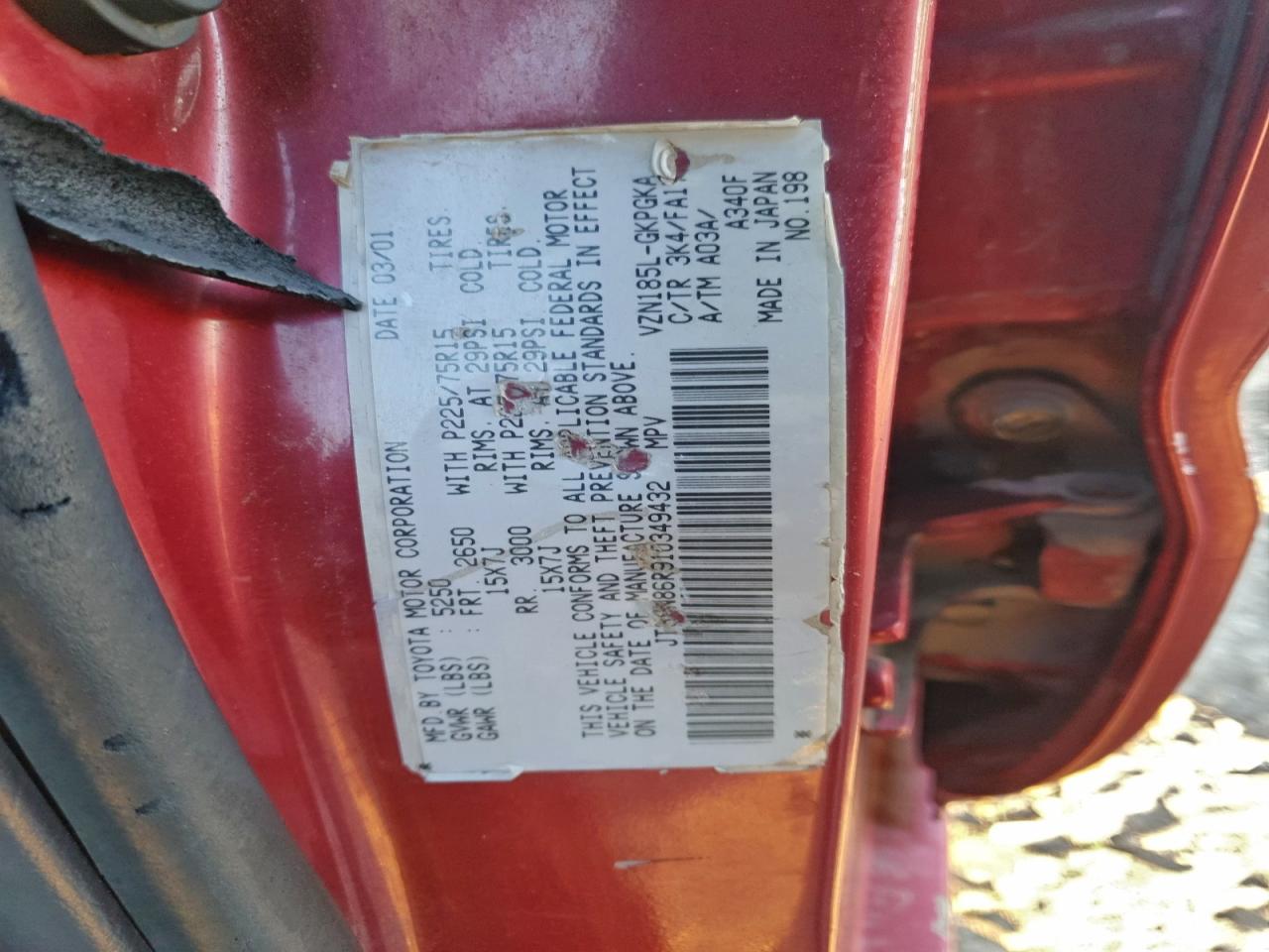 2001 TOYOTA 4RUNNER SR5 photo 12