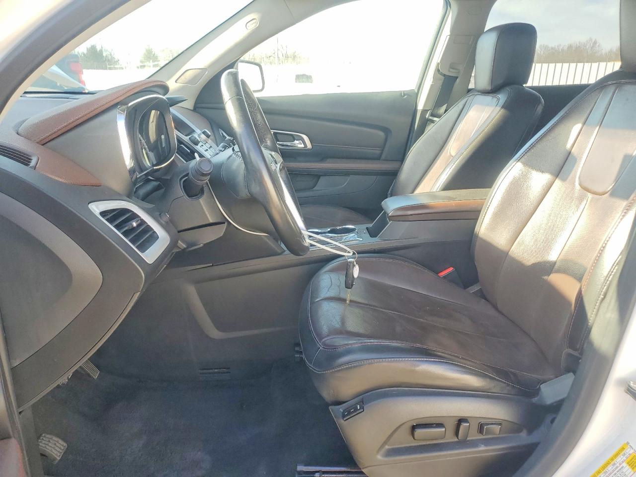 2015 GMC TERRAIN SLT photo 7