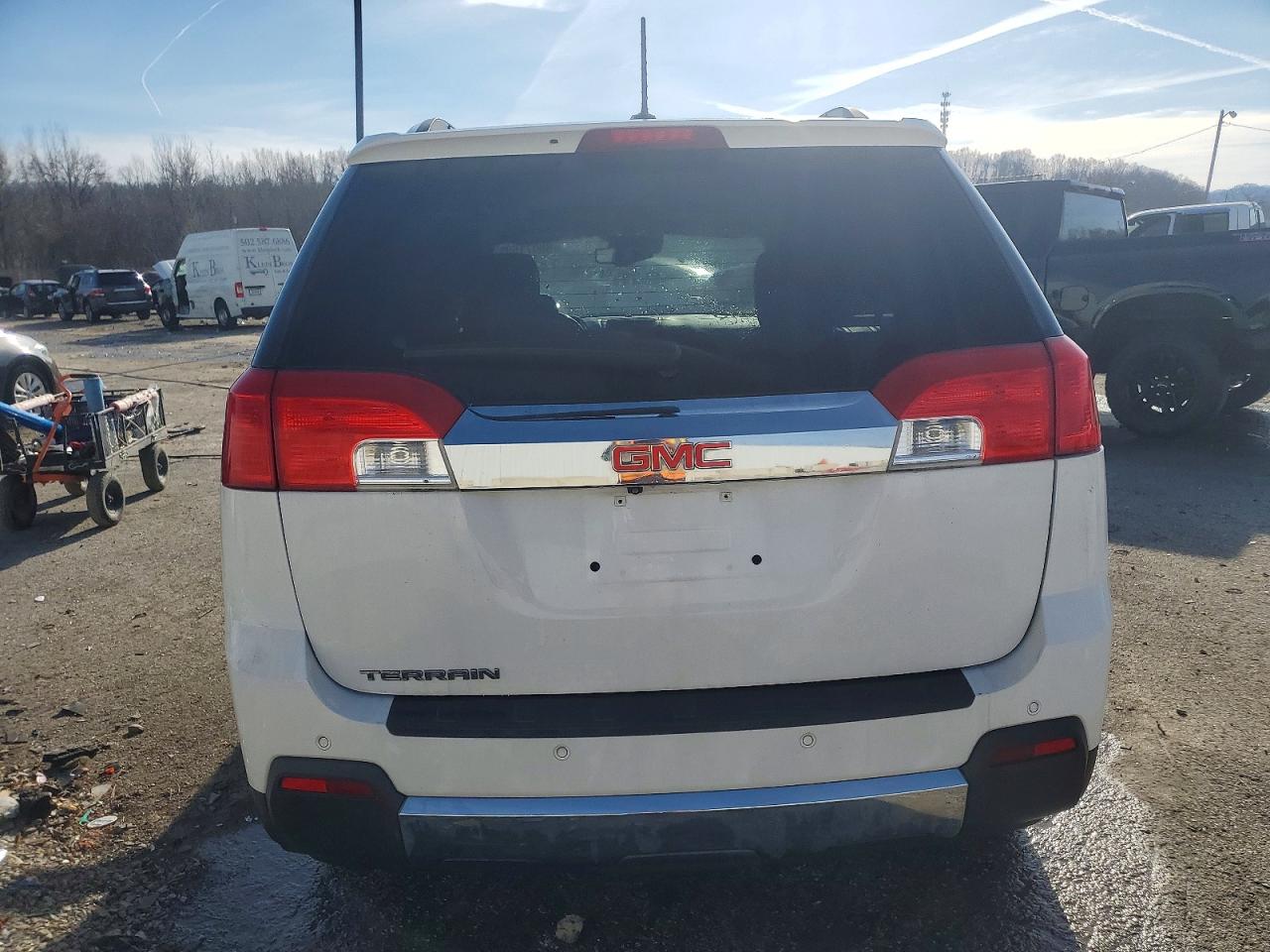 2015 GMC TERRAIN SLT photo 6