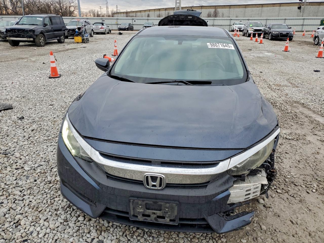 2016 HONDA CIVIC LX photo 5