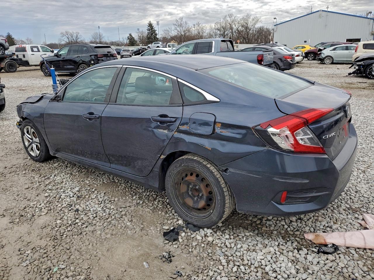 2016 HONDA CIVIC LX photo 2