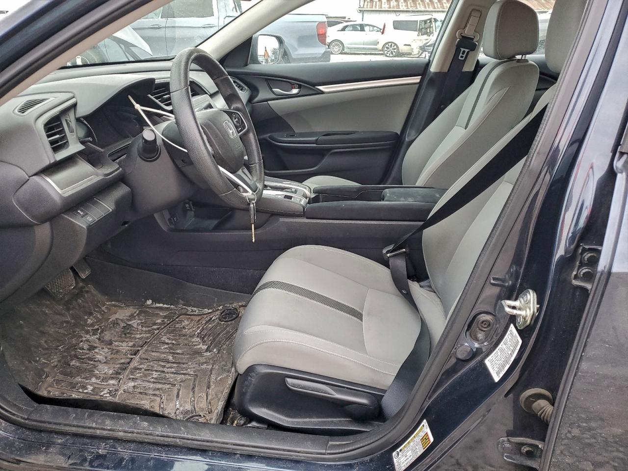 2016 HONDA CIVIC LX photo 7
