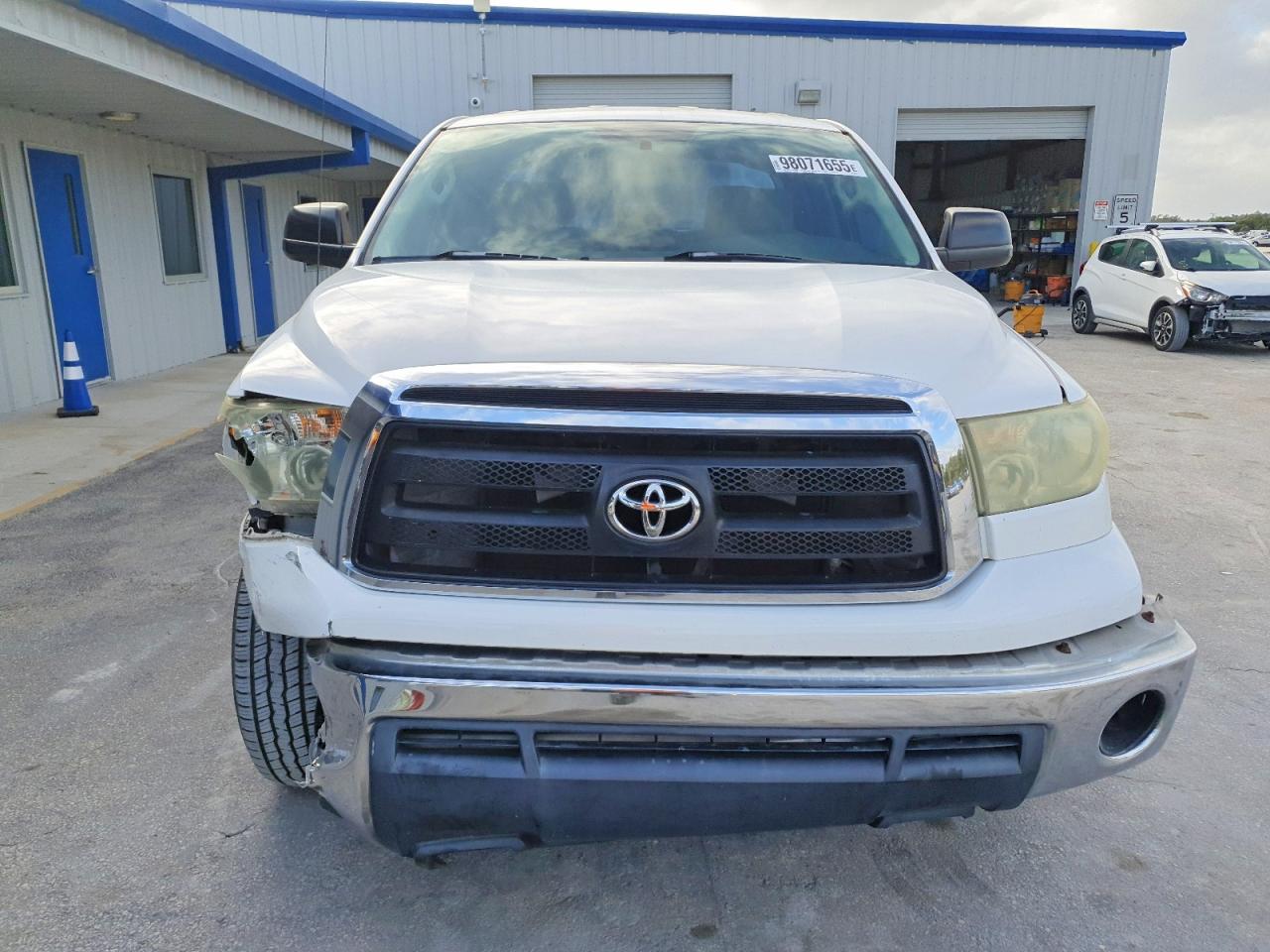 2010 TOYOTA TUNDRA DOUBLE CAB SR5 photo 5