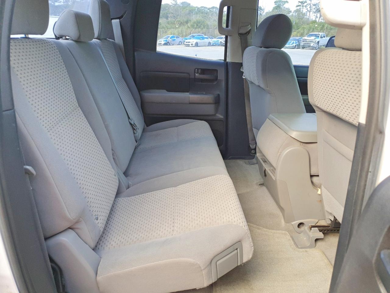 2010 TOYOTA TUNDRA DOUBLE CAB SR5 photo 10