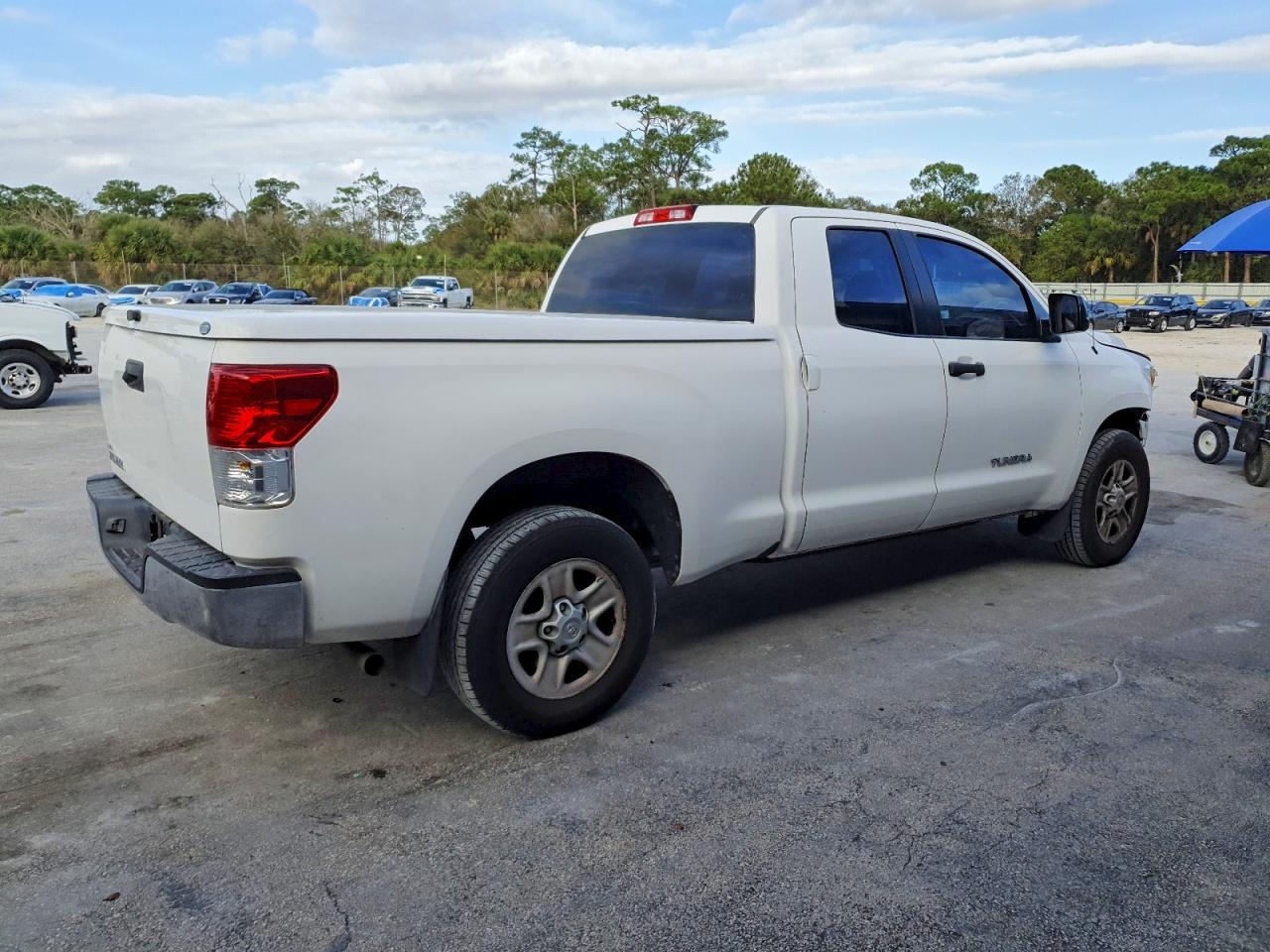 2010 TOYOTA TUNDRA DOUBLE CAB SR5 photo 3
