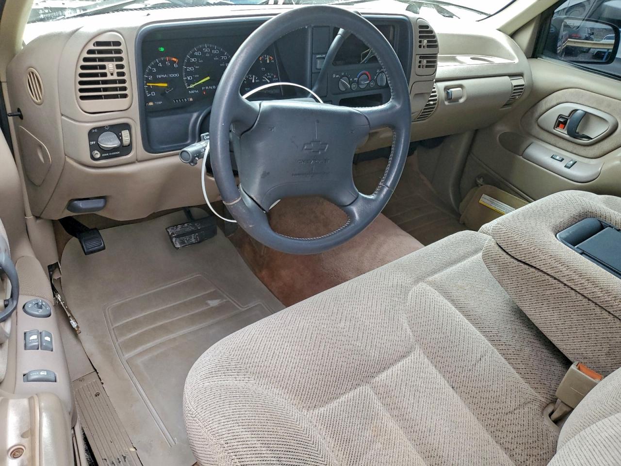 1996 CHEVROLET GMT-400 C1500 photo 8
